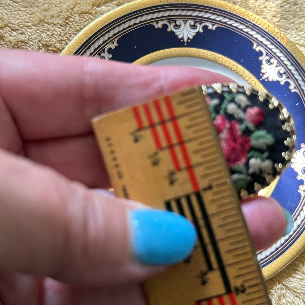 Vintage Petit Point Rose Brooch - Picture 6 of 6
